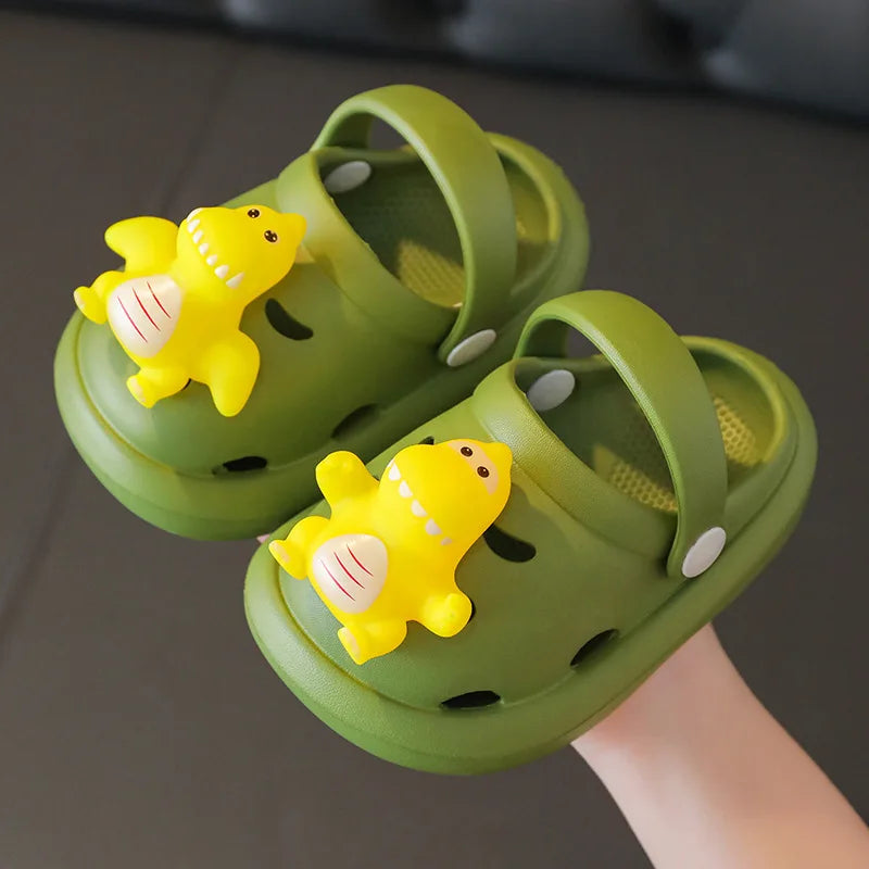 2023 Clogs Boys Girls Summer Kids Children's Hole Shoes Infant Indoor Slippers Non-Slip Beach Sandals Toddler Home Shoes Baby
