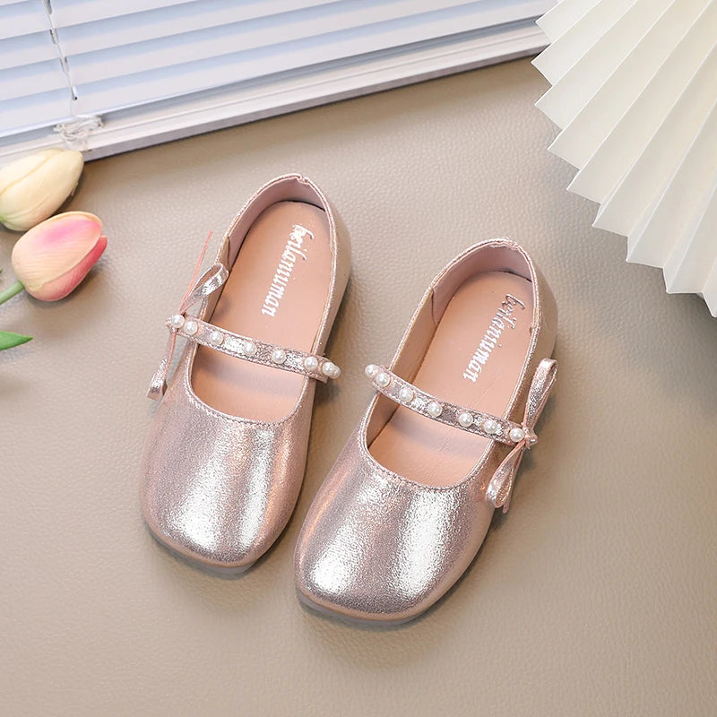2023 New Soft Princess Shoes Silver Kids Fashion Mary Janes for Party Wedding Shows Versatile Bow Children Girls Shoes Pearls