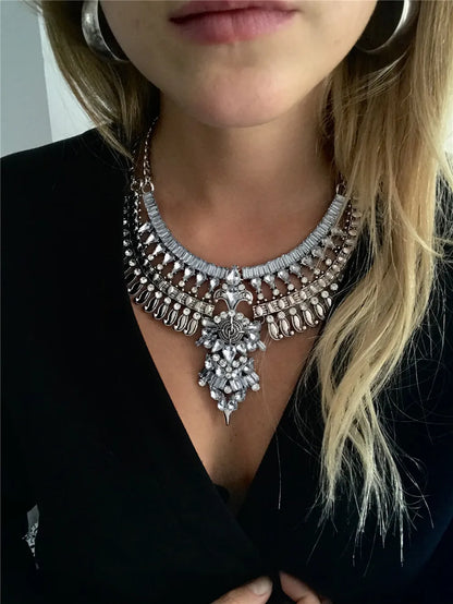 2023 New Fashion Silver Plated Vintage Statement Large Collar Necklace Women Indian Ethnic Big Bib Alloy Choker Necklace Jewelry