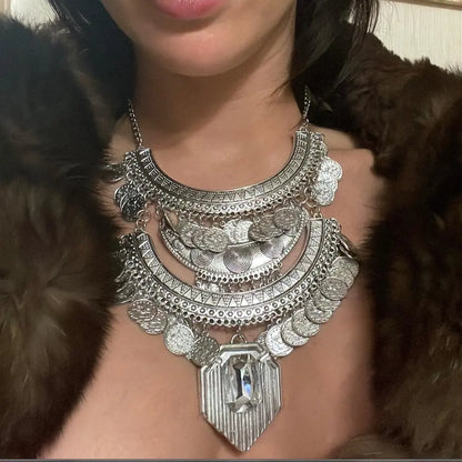 2023 New Fashion Silver Plated Vintage Statement Large Collar Necklace Women Indian Ethnic Big Bib Alloy Choker Necklace Jewelry