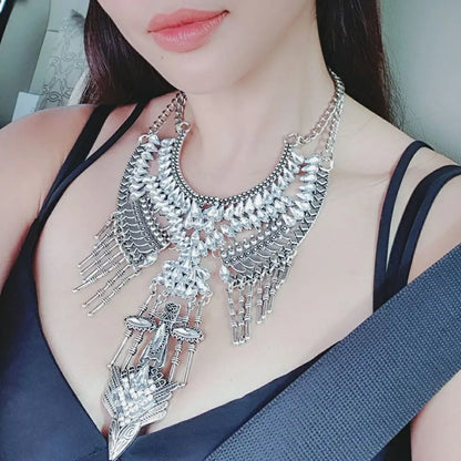 2023 New Fashion Silver Plated Vintage Statement Large Collar Necklace Women Indian Ethnic Big Bib Alloy Choker Necklace Jewelry